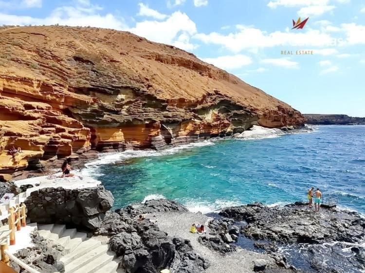 Cozy Apartment Tenerife South Wifi & Pool 코스타델실렌시오 외부 사진