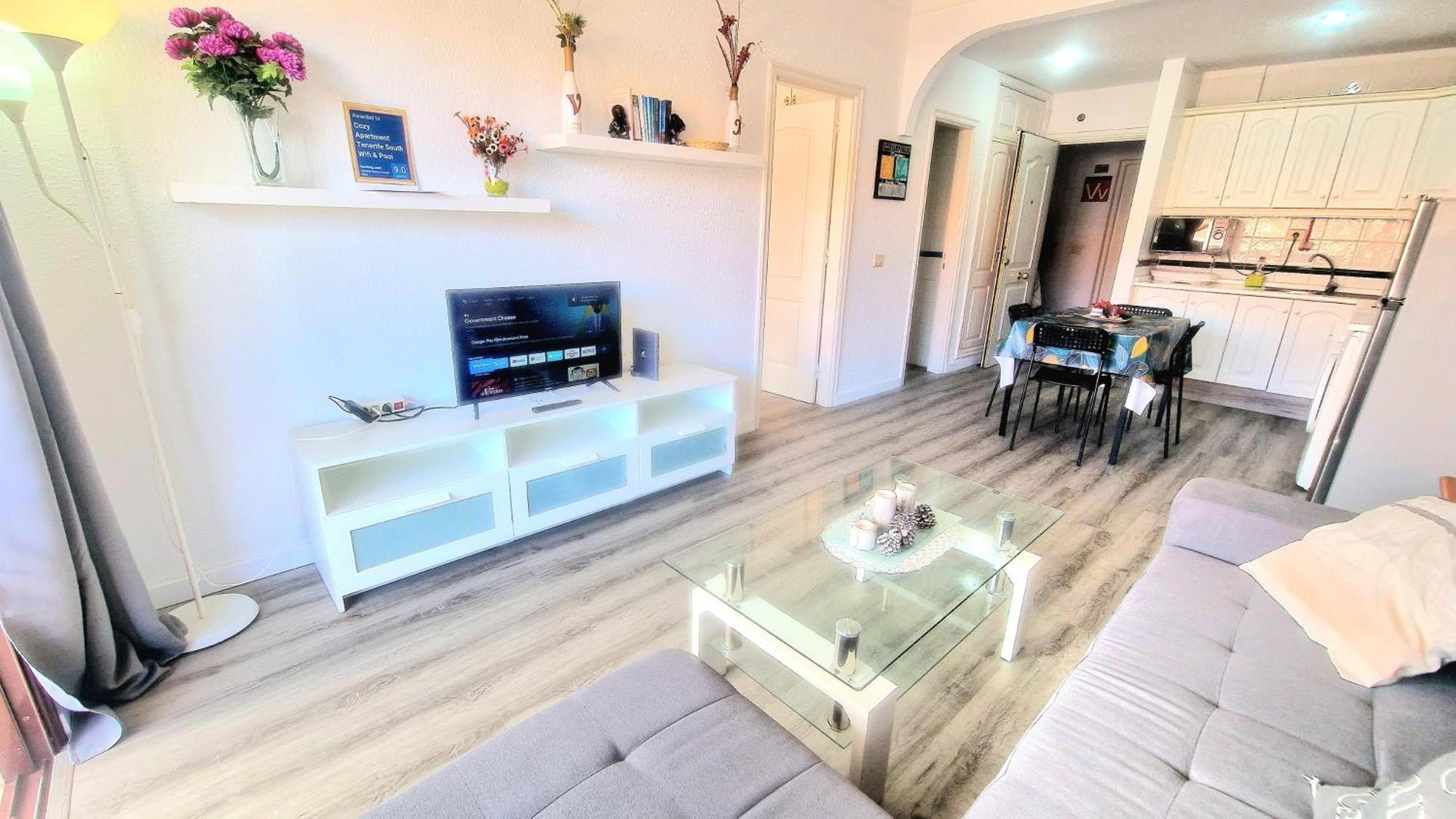 Cozy Apartment Tenerife South Wifi & Pool 코스타델실렌시오 외부 사진